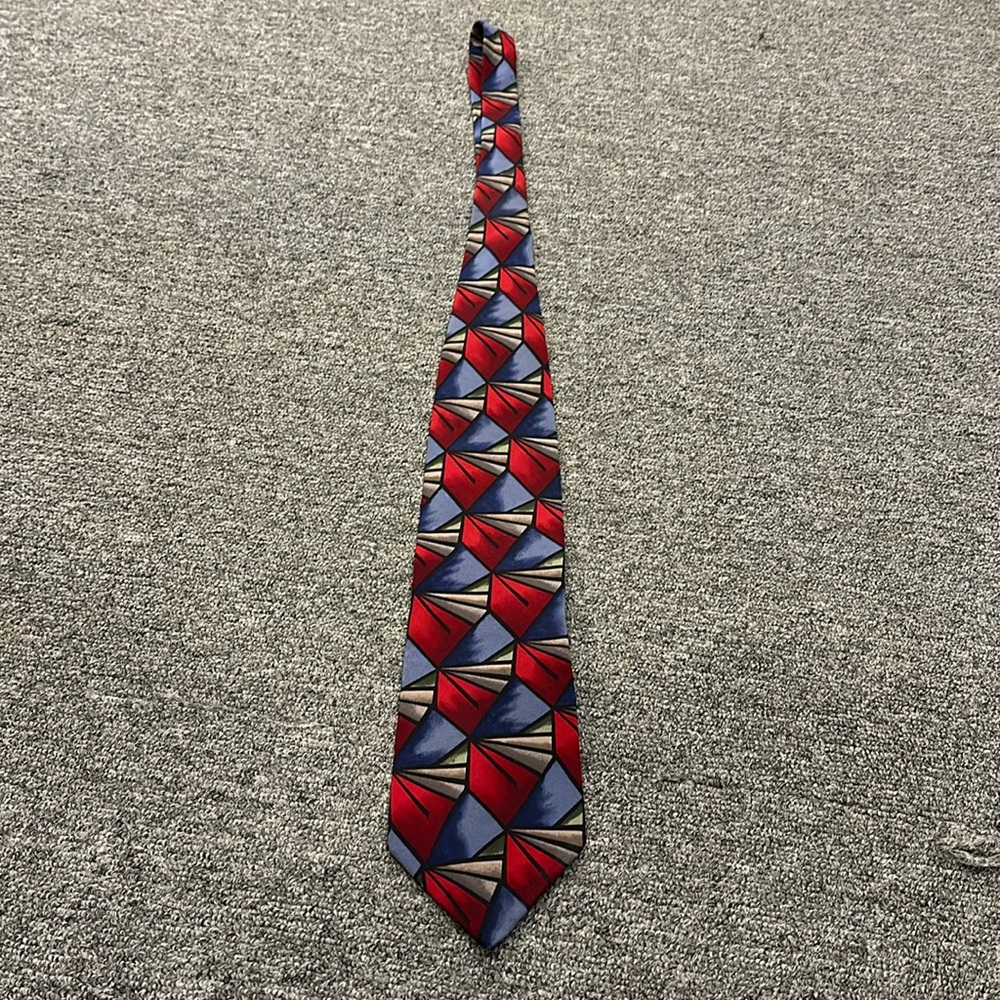 Grateful Dead tie. “Wings” from the third Set in the series